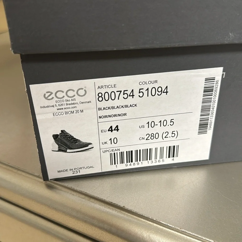 Ecco Biom 20 M 800754 51094 Black and White New in box Size 10-10.5 New